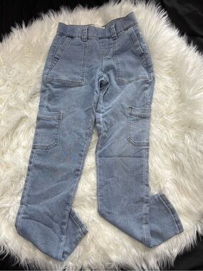 ✨ 3/$15 No Boundaries Light Blue Denim Jeans with Belt Loops